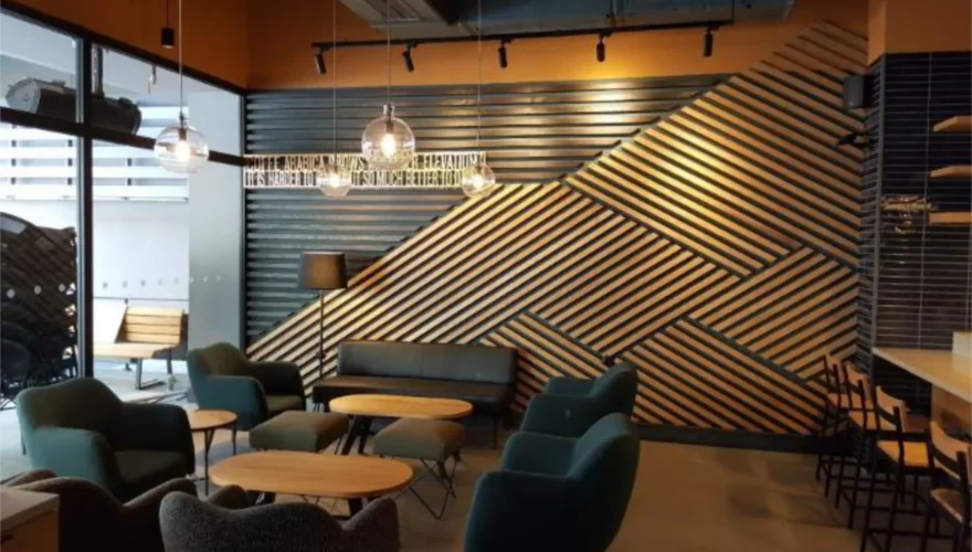 Starbucks Carousel AVM 2 - 2018_cp